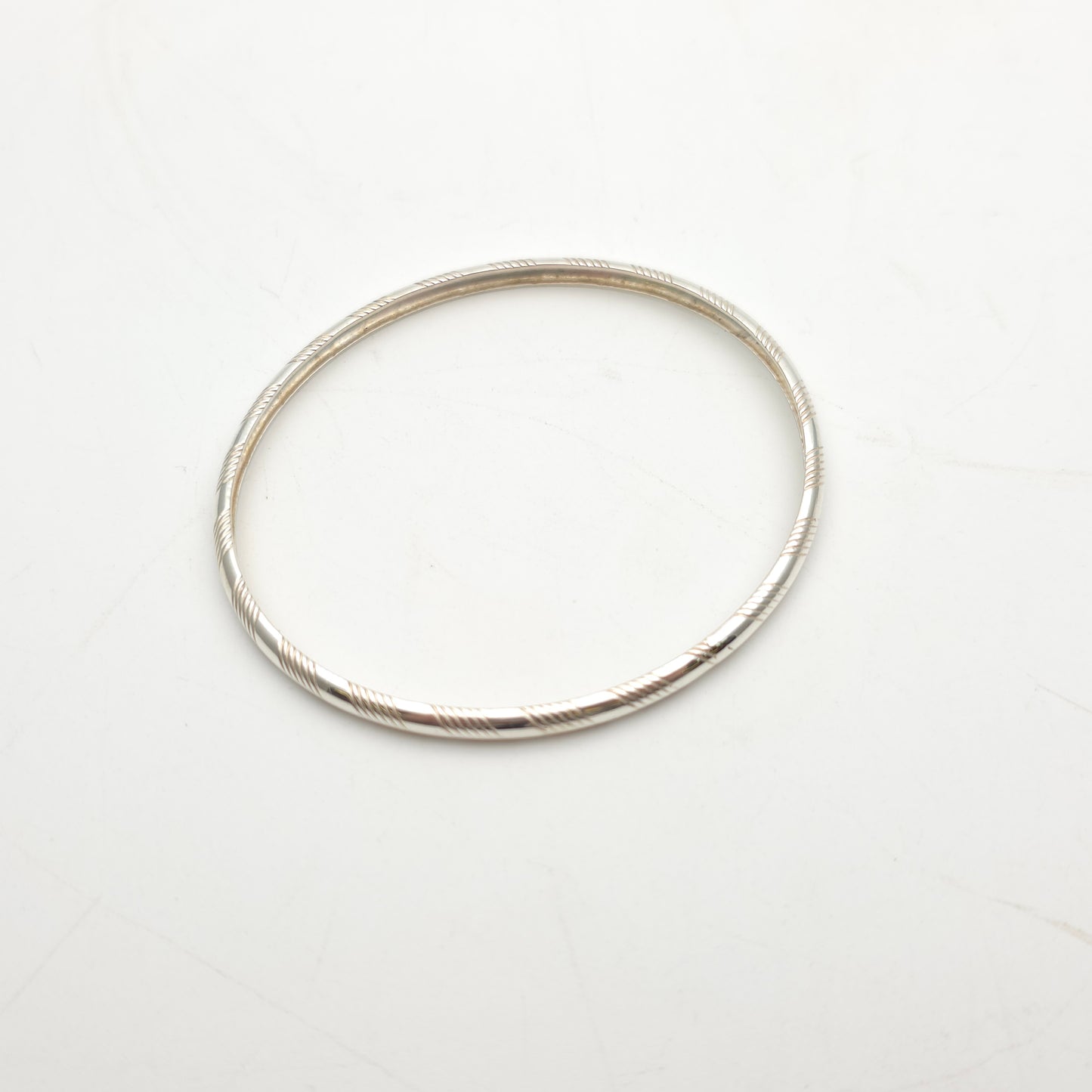 Sterling Silver Round Domed Striped Pattern Bangle