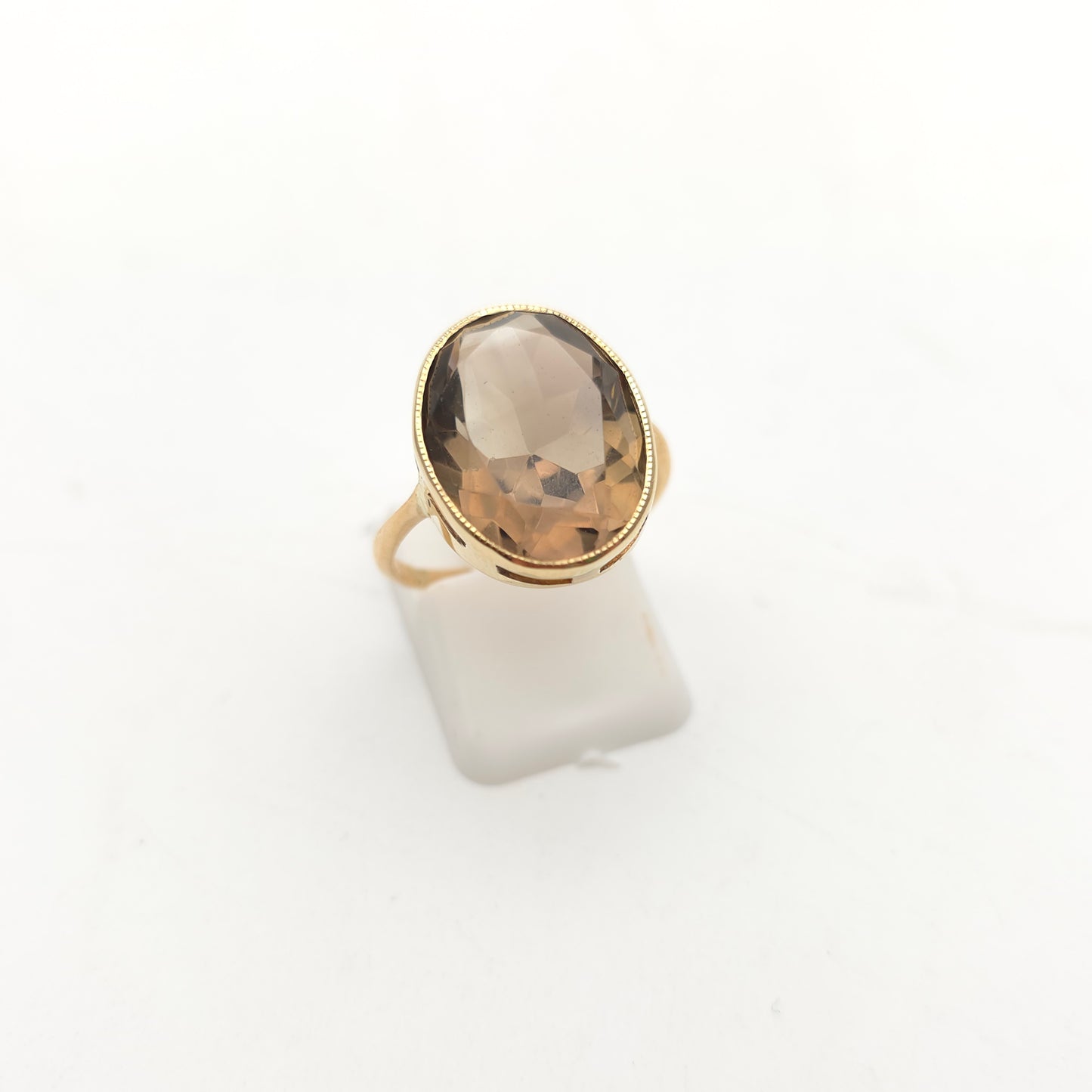 9ct Yellow Gold Vintage Oval Cut Smoky Quartz Solitaire Cocktail Ring