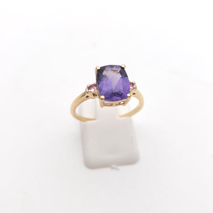 9ct Yellow Gold Cushion Cut Amethyst And Pink Stone Trilogy Ring