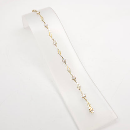 9ct Yellow Gold Wavy Link And White Stone Cluster Link Delicate Bracelet