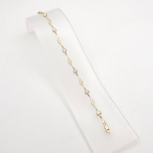 9ct Yellow Gold Wavy Link And White Stone Cluster Link Delicate Bracelet