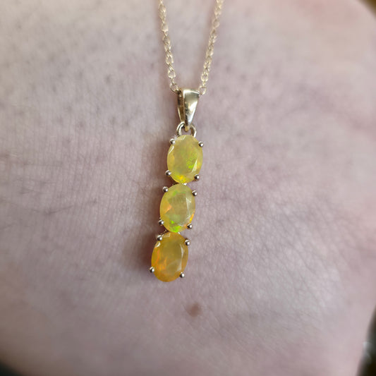 9ct Yellow Gold Three Stone Oval Cut Yellow Opal Pendant And Chain Necklace