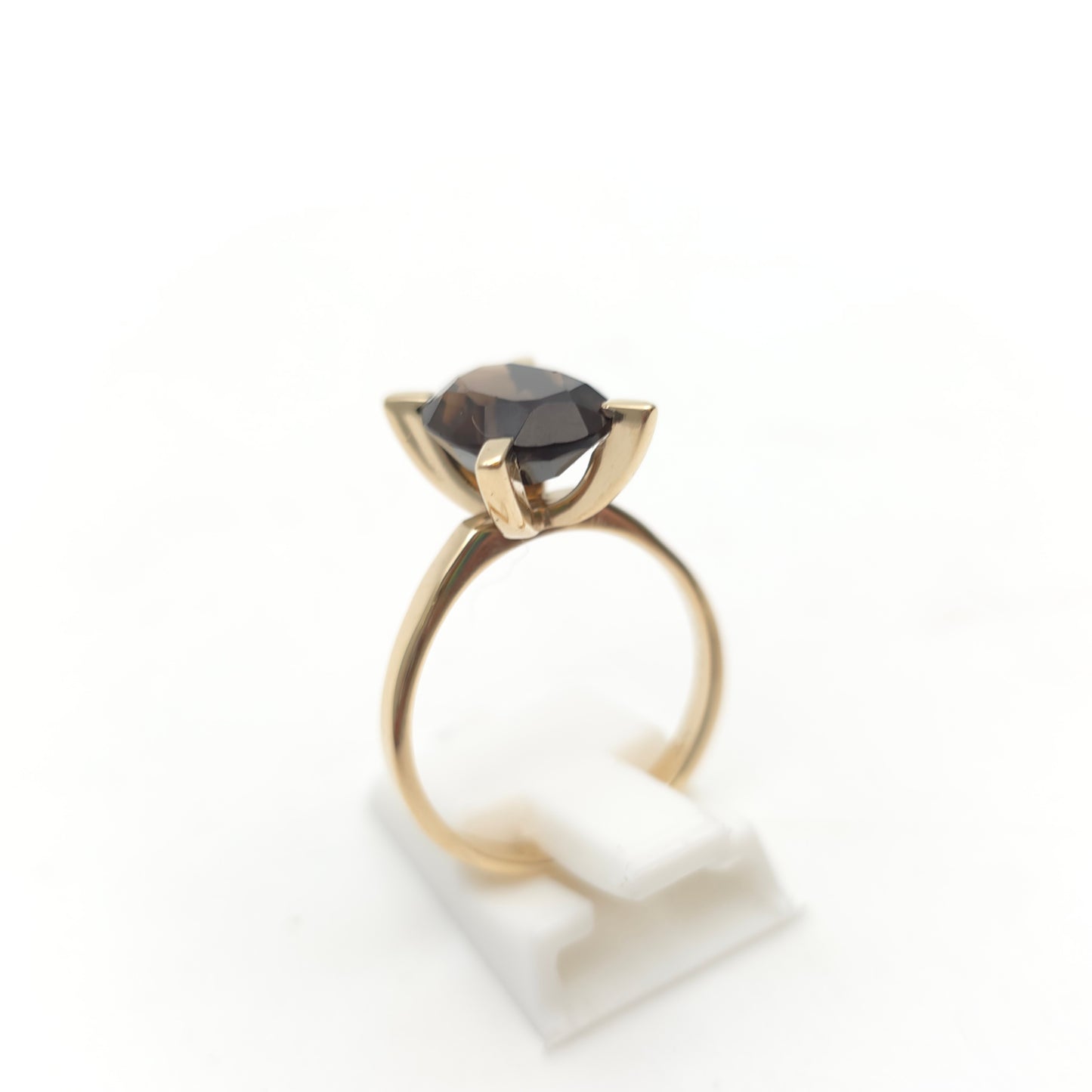 9ct Yellow Gold Vintage Retro Style Chunky Claw Oval Smoky Quartz Solitaire Ring