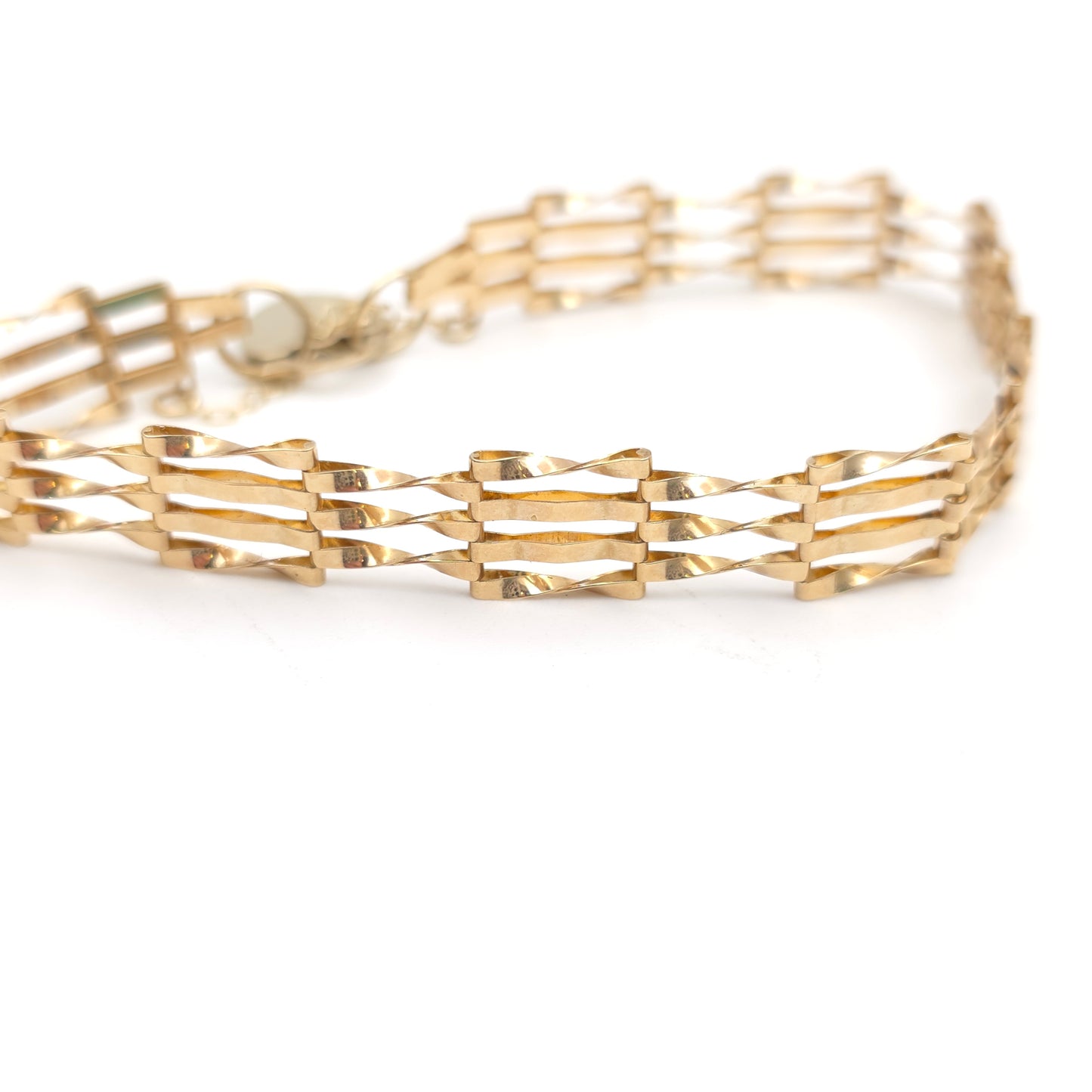 9ct Yellow Lightweight Slimline Twisted Link Gate Bracelet With Heart Lock Catch