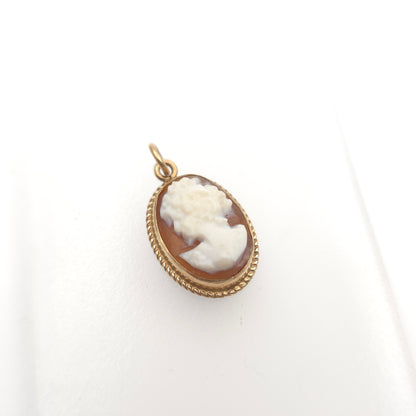 9ct Yellow Gold Small Vintage Lady Cameo Braided Edge Pendant