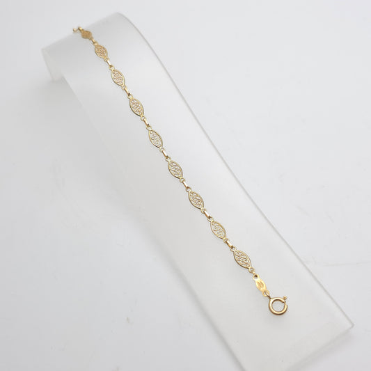 9ct Yellow Gold Openwork Swirly Filigree Marquise Shaped Link Bracelet