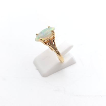 9ct Yellow Gold Vintage Opal Marquise Cabochon Solitaire Ring