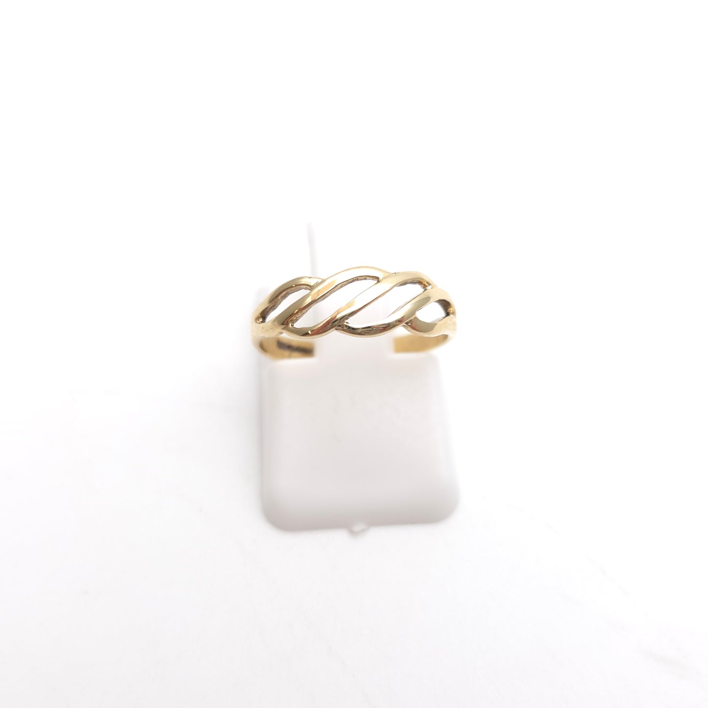 9ct Yellow Gold Vintage Lightweight Small Openwork Four Wave Ring