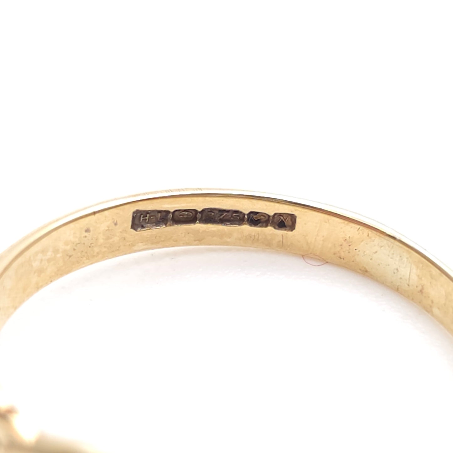9ct Yellow Gold Vintage Lightweight Small Openwork Four Wave Ring