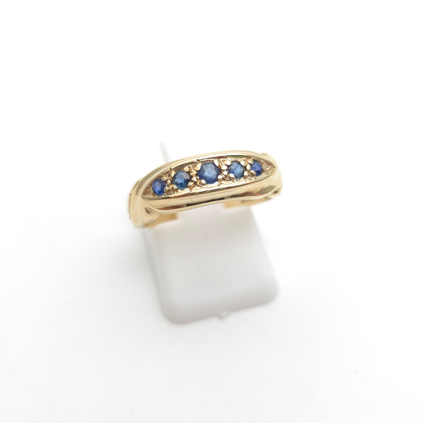 9ct Yellow Gold Vintage Antique Boat Style Sapphire Five Stone Row Ring