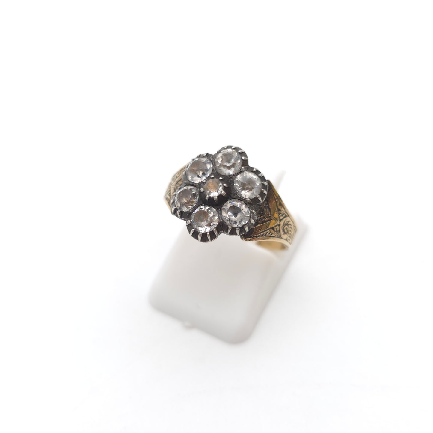 10ct Yellow Gold Antique White Paste Stone Cluster With Engraved Shoulders Ring