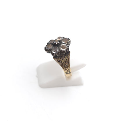 10ct Yellow Gold Antique White Paste Stone Cluster With Engraved Shoulders Ring