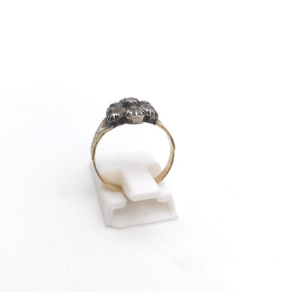 10ct Yellow Gold Antique White Paste Stone Cluster With Engraved Shoulders Ring