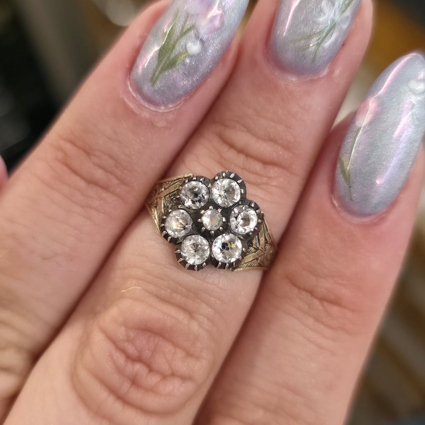10ct Yellow Gold Antique White Paste Stone Cluster With Engraved Shoulders Ring