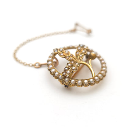 15ct Yellow Gold Antique Pearl Set Oak Leaf & Acorn Brooch With Safety Chain