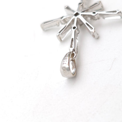 18ct White Gold Multi-stone Diamond Set Geometric Starburst Style Pendant Piece