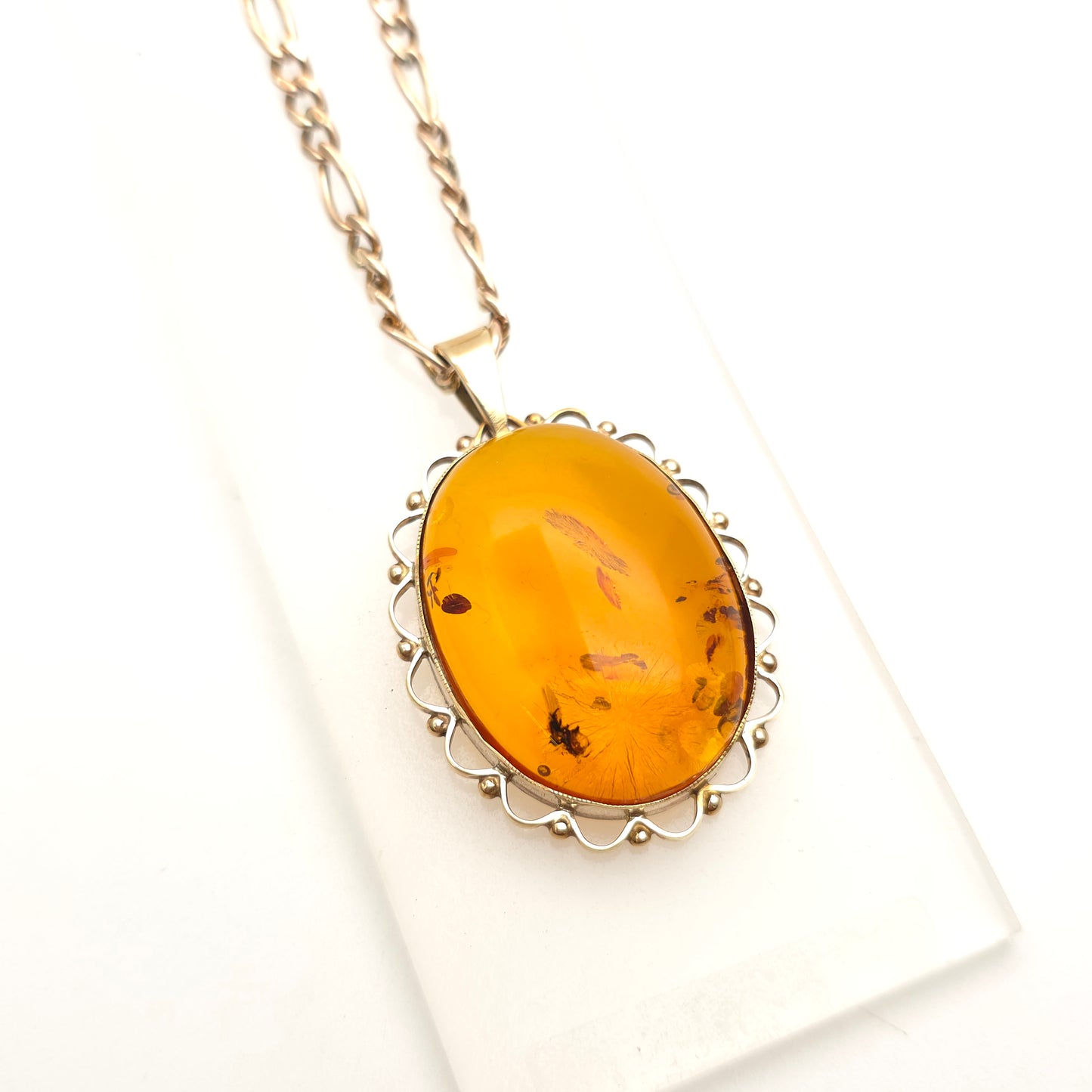 9ct Yellow Gold Vintage Large Amber Cabochon Pendant & Filigree Chain Necklace