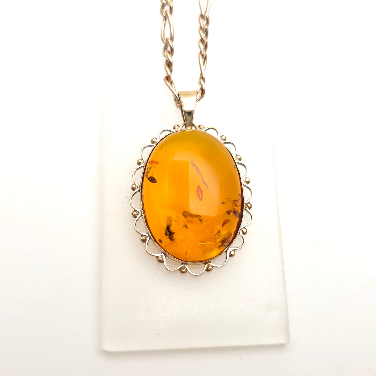 9ct Yellow Gold Vintage Large Amber Cabochon Pendant & Filigree Chain Necklace