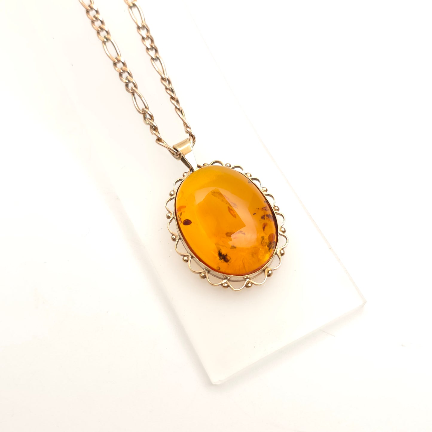 9ct Yellow Gold Vintage Large Amber Cabochon Pendant & Filigree Chain Necklace