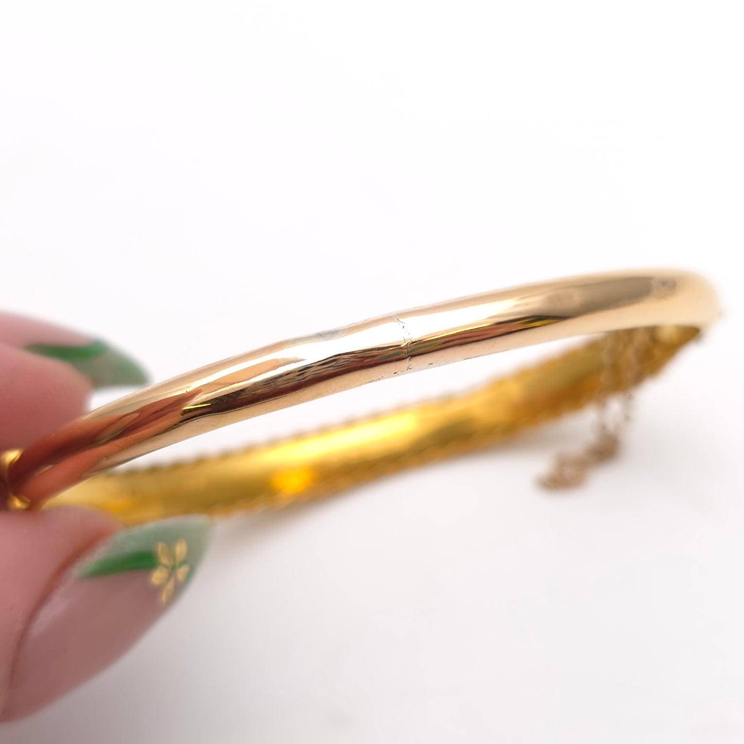 15ct Yellow Gold Antique Victorian Hinged Wirework Patterned Bangle (AF)