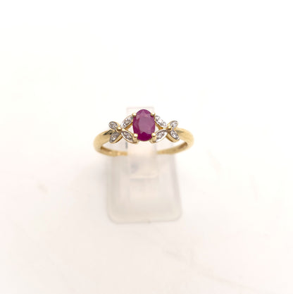 9ct Yellow Gold Pretty Oval Cut Ruby And Diamond Set Cut-out Shoulder Ring
