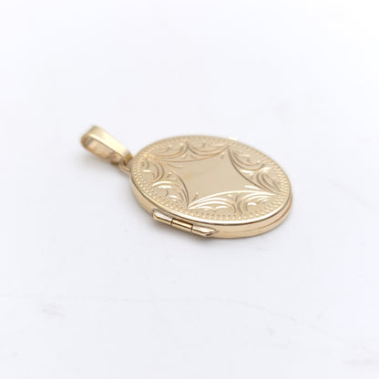 9ct Yellow Gold Vintage Engraved Patterned Slimline Locket Pendant Piece