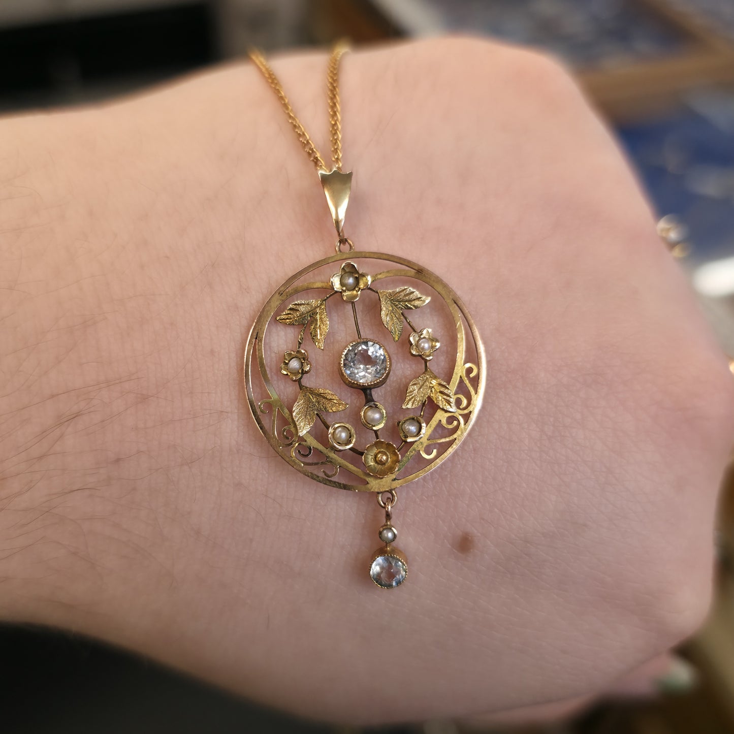 9ct Yellow Gold Antique Floral / Foliate Blue Stone And Seed Pearl Necklace