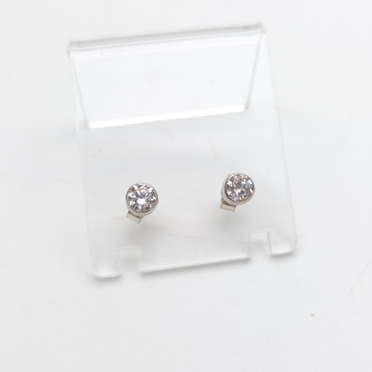9ct White Gold Simple Collet / Bezel Set White Stone Solitaire Stud Earrings