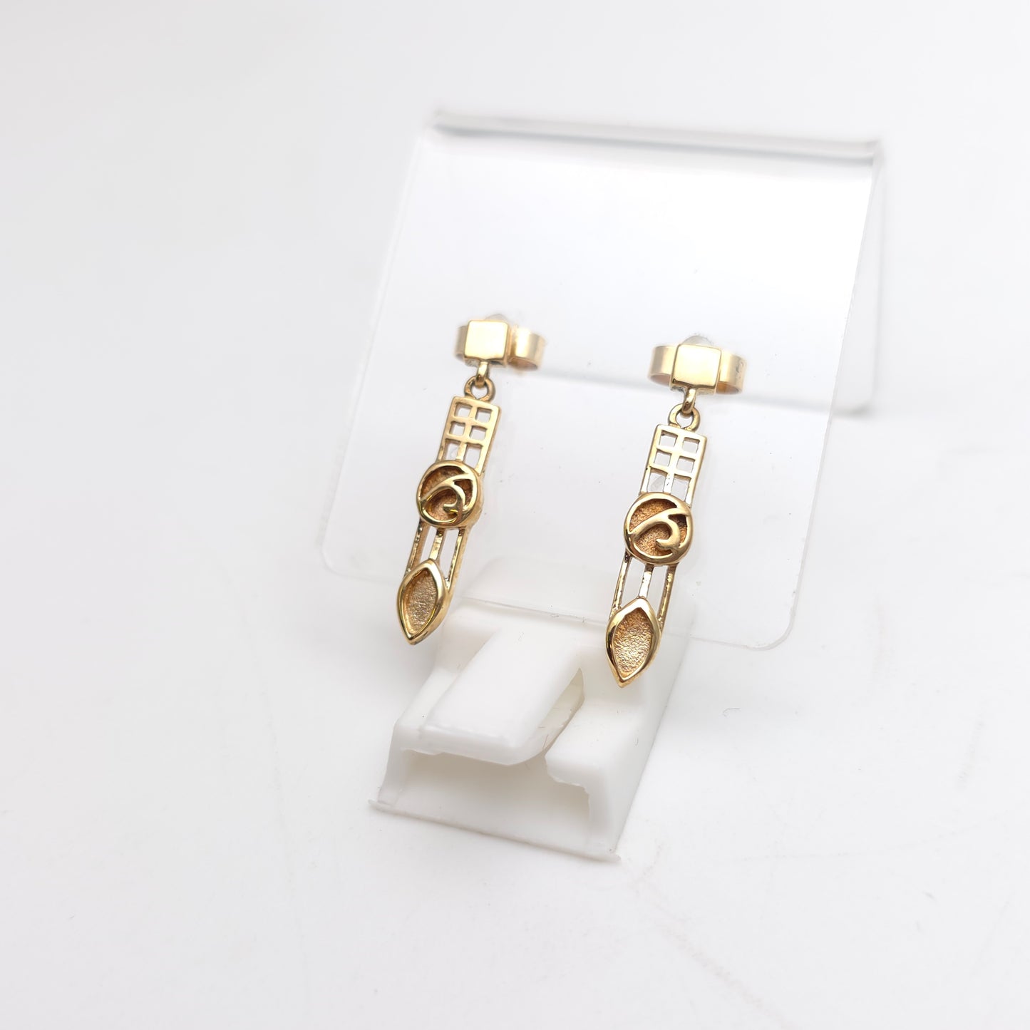9ct Yellow Gold Vintage Cut Out Mackintosh Style Rose Window Drop Earrings