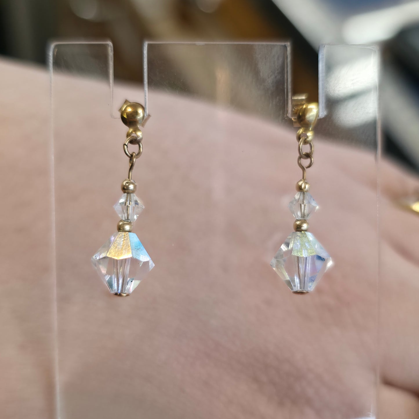 9ct Yellow Gold Vintage Iridescent Faceted Bead Drop Earrings