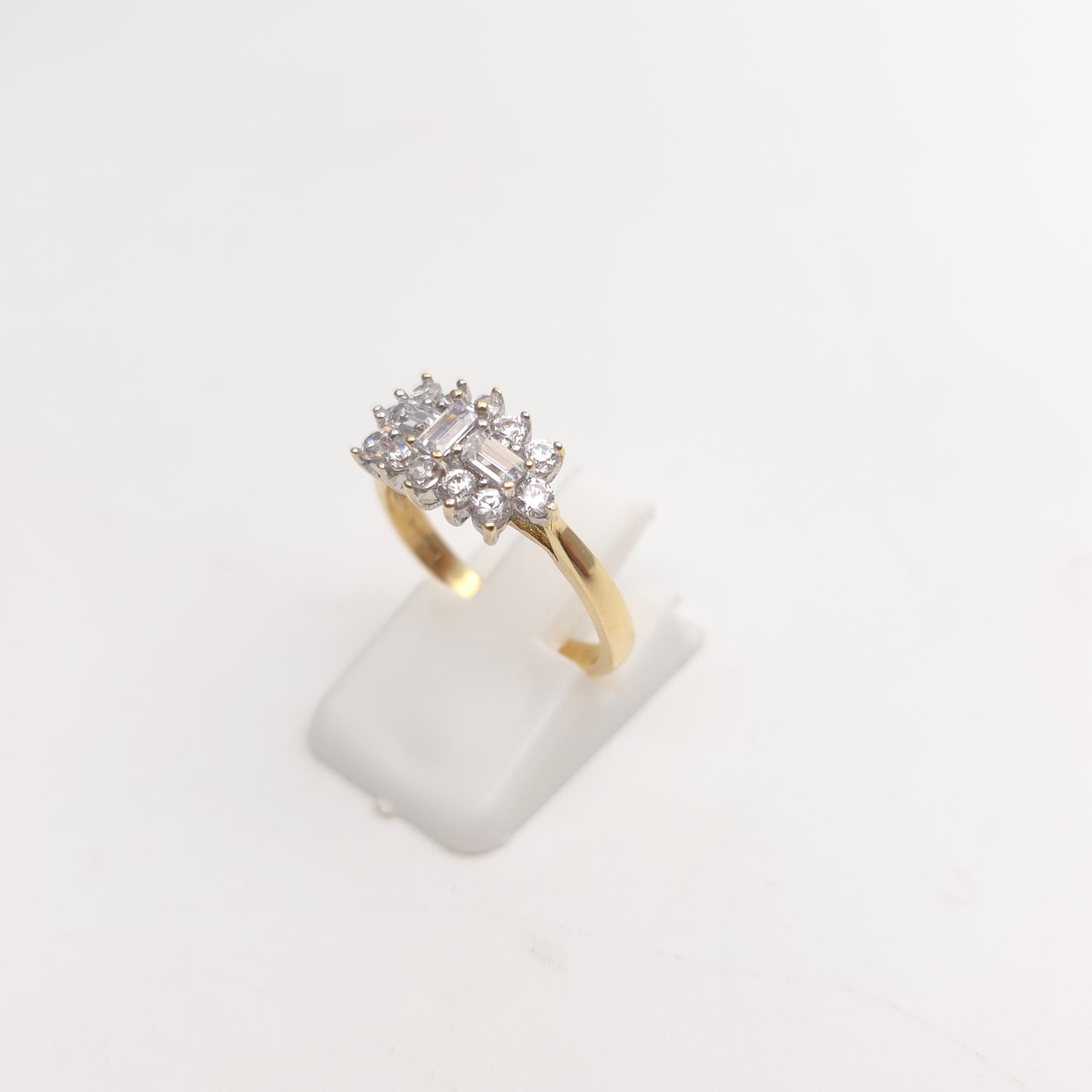9ct Yellow Gold Vintage Rectangular White Stone Multi-Gem Cluster Ring