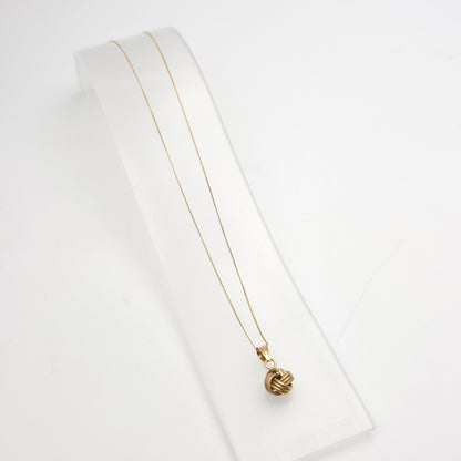 9ct Yellow Gold Vintage Lightweight Mixed Texture Knot Pendant Necklace
