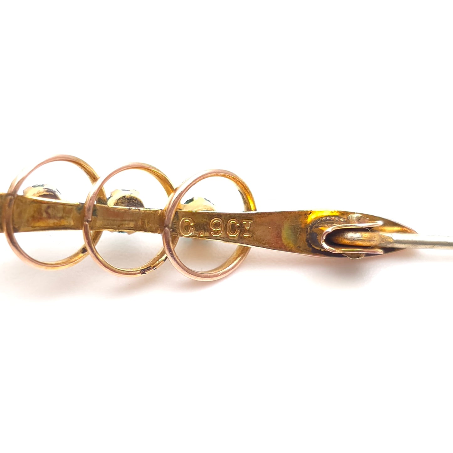 9ct Yellow Gold Antique Green Paste Stone Bar Brooch