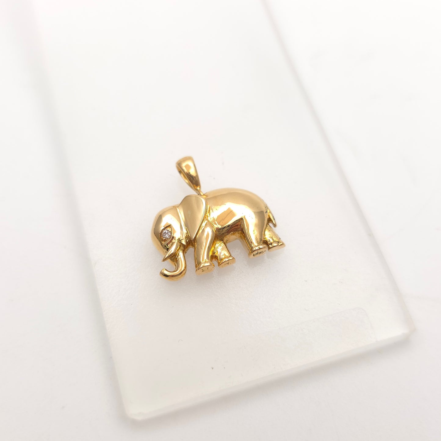 18ct Yellow Gold Vintage Diamond Set Elephant Pendant Piece