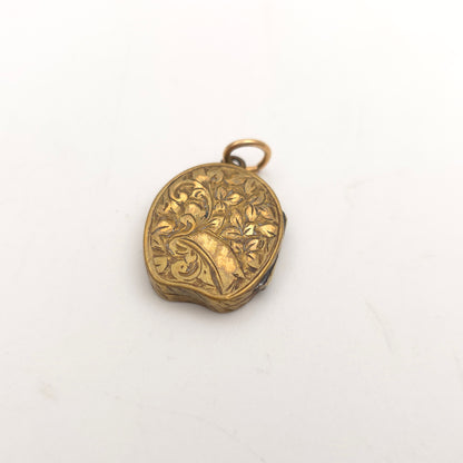 Antique Rolled Gold Horseshoe And Foliate Patterned Engraved Locket (AF)