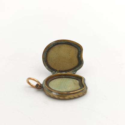 Antique Rolled Gold Horseshoe And Foliate Patterned Engraved Locket (AF)