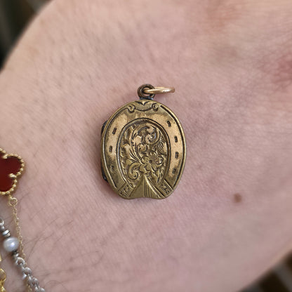 Antique Rolled Gold Horseshoe And Foliate Patterned Engraved Locket (AF)