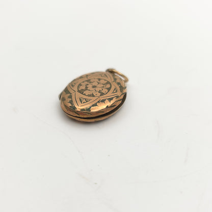 Antique Rolled Gold Floral Engraved Patterned Oval Shaped Locket (AF)