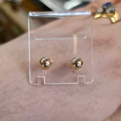 9ct Yellow Gold Traditional Classic 7mm Ball Stud Earrings