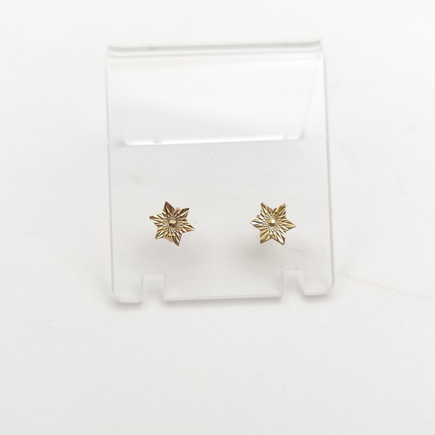 9ct Yellow Gold Vintage Small Lightweight Diamond Cut Star Stud Earrings