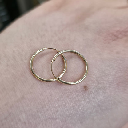 9ct Yellow Gold Vintage Hollow Plain Polished Sleeper Style Hoop Earrings