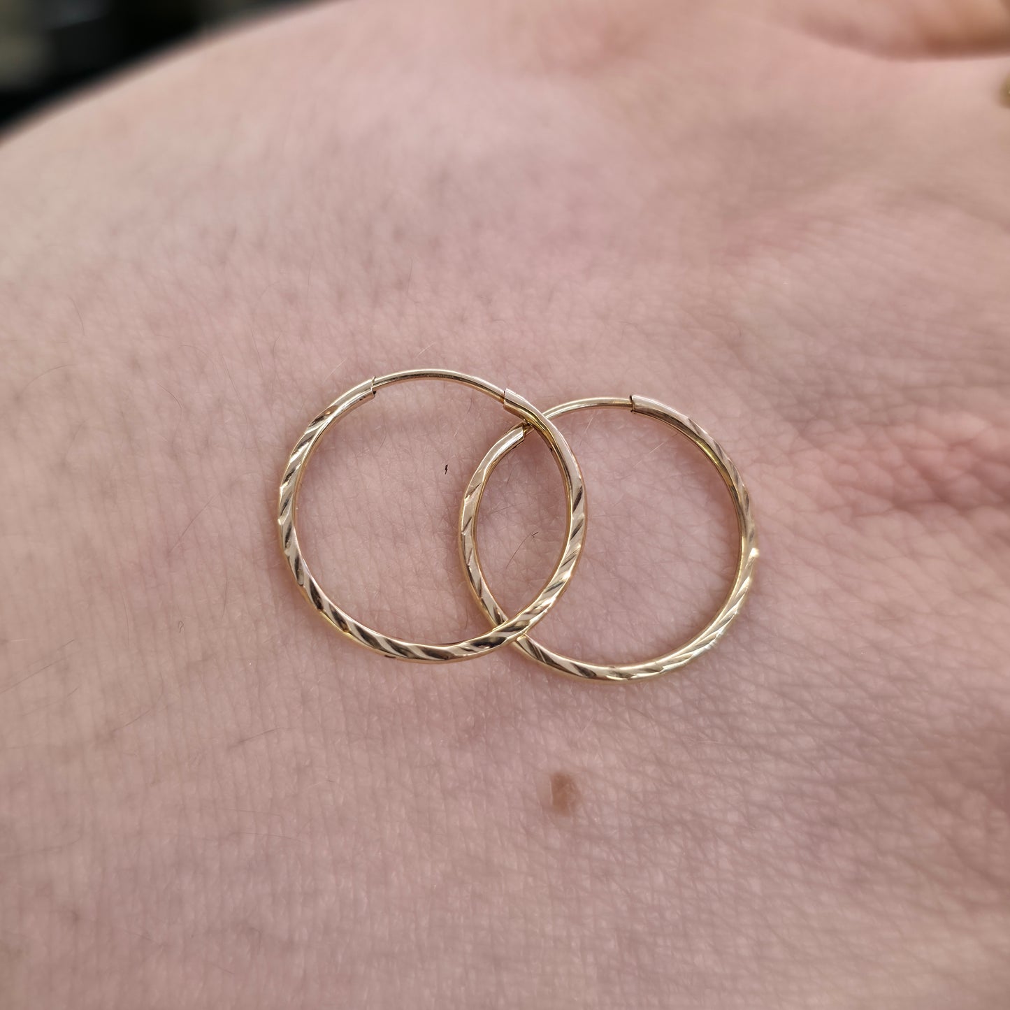 9ct Yellow Gold Traditional Patterned Ridged Sleeper Style Hoop Earrings