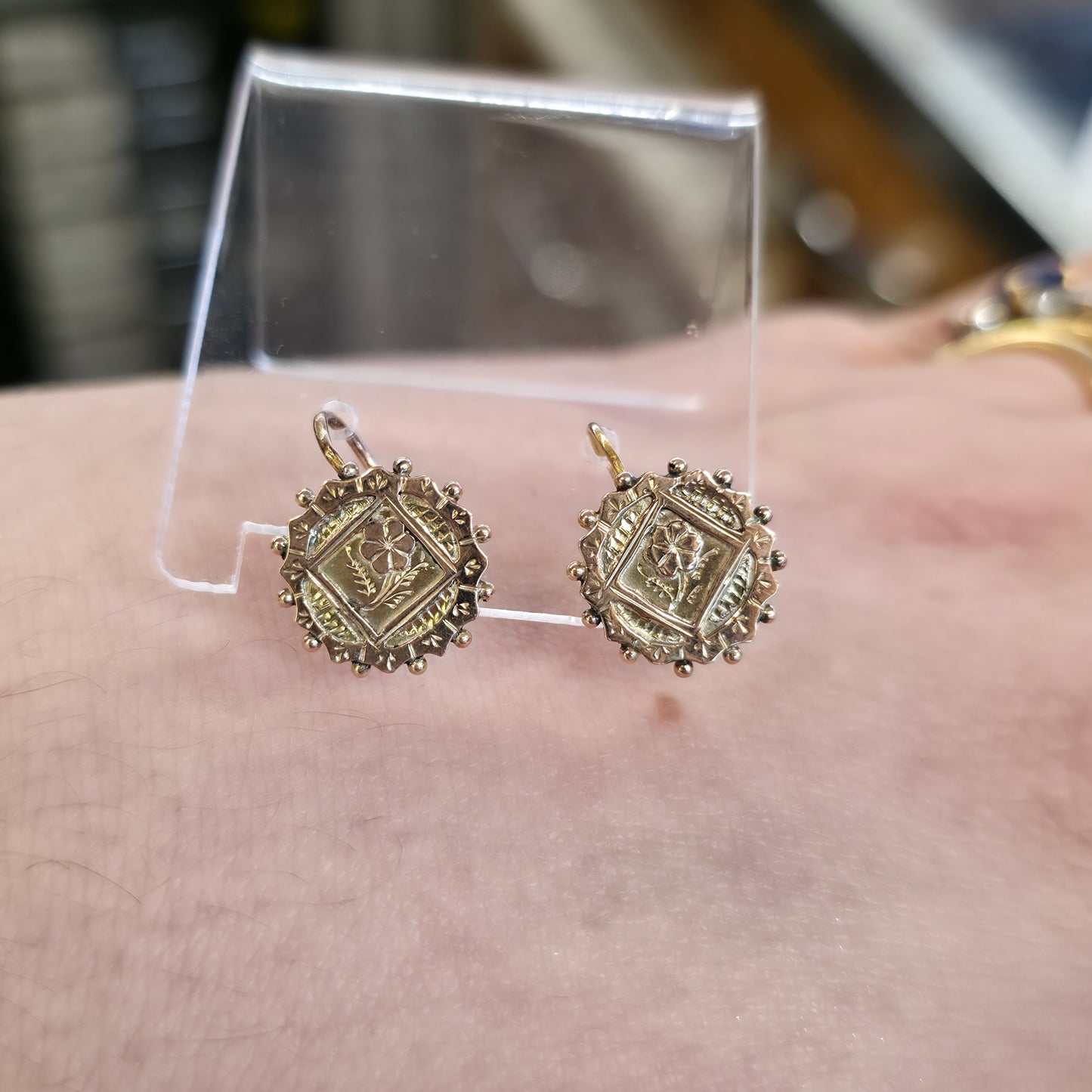 9ct Yellow Gold Antique Floral Engraved Patterned Round Panel Drop Earrings