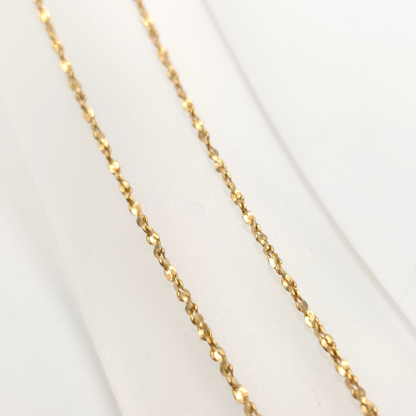 10ct Yellow Gold Unique Twisty 'S' Shaped Link Chain Necklace 18 Inch / 46cm
