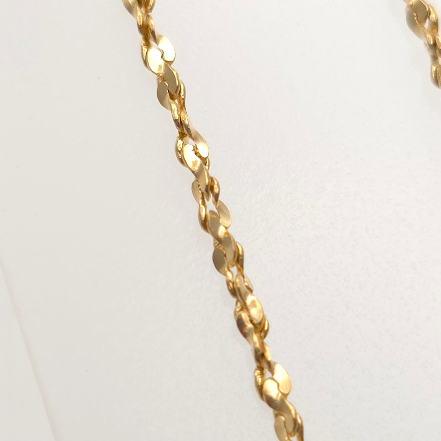10ct Yellow Gold Unique Twisty 'S' Shaped Link Chain Necklace 18 Inch / 46cm
