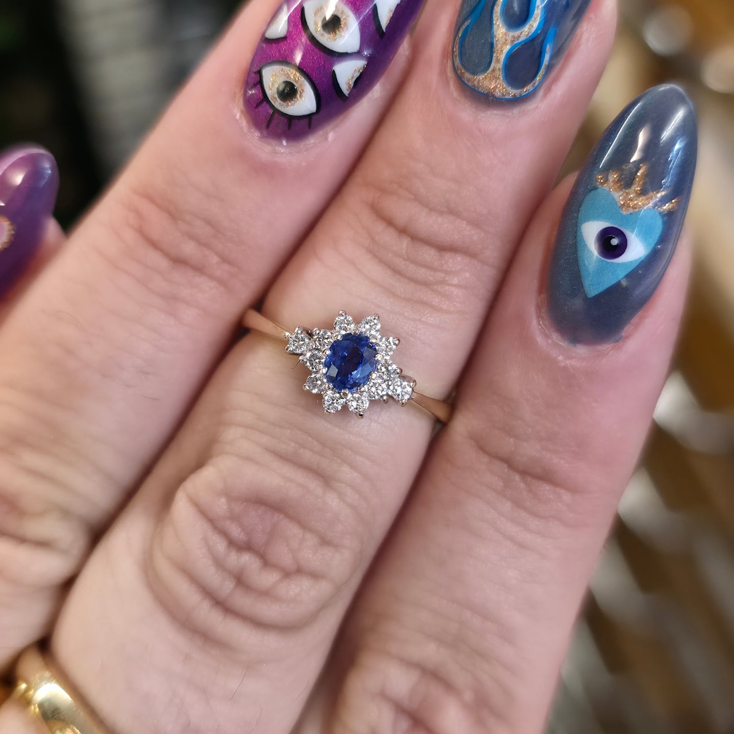 9ct Yellow Gold Vintage Bright Blue Sapphire And Diamond Cluster Ring