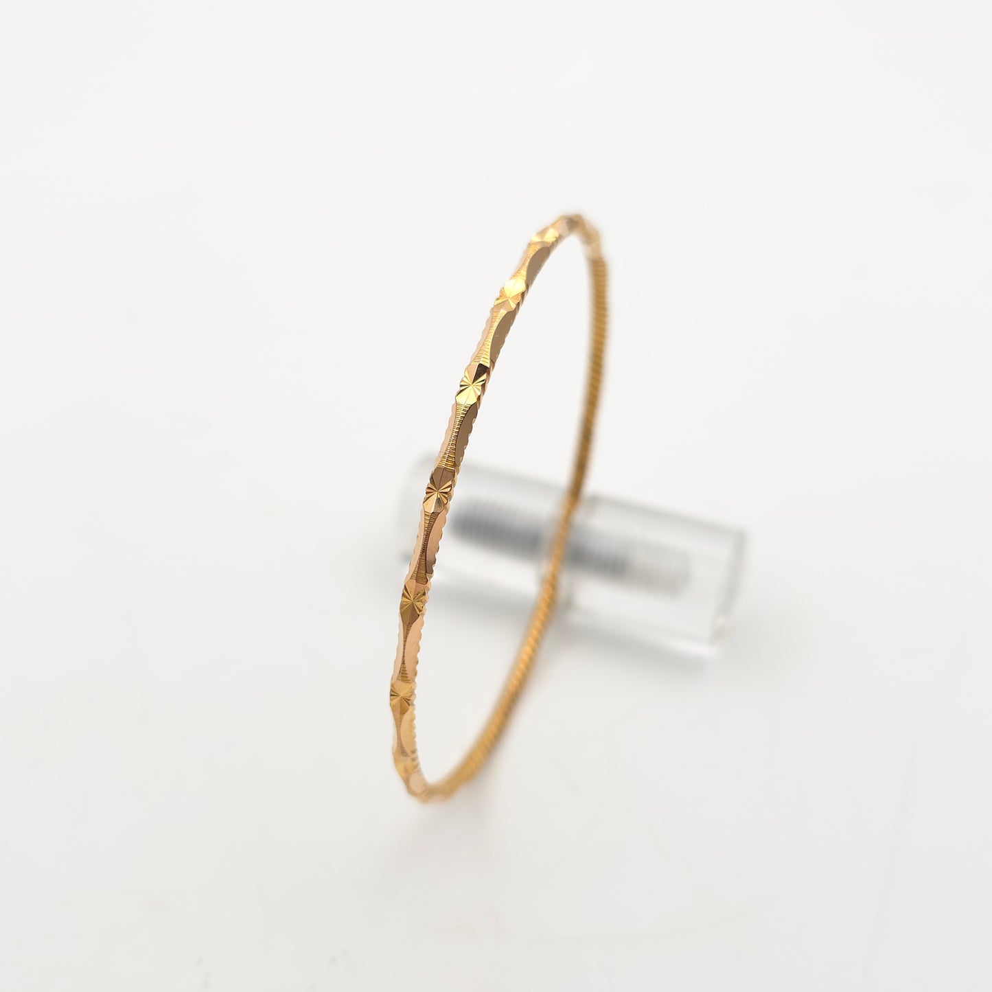 21ct Yellow Gold Vintage Solid Textured Diamond Cut Carved Small Bangle
