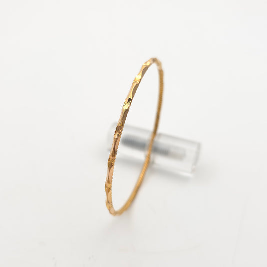 21ct Yellow Gold Vintage Solid Textured Diamond Cut Carved Small Bangle