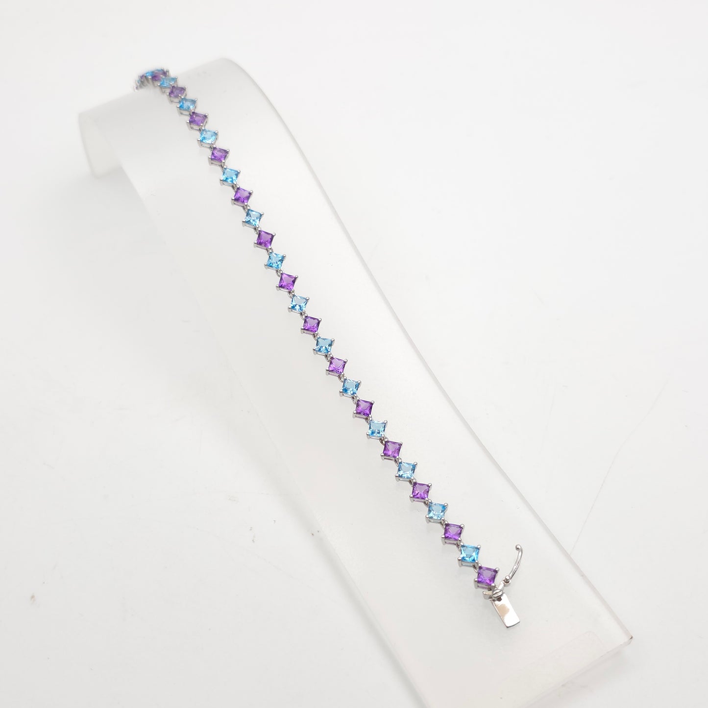 9ct White Gold Princess Cut Blue Topaz And Amethyst Tennis Stone Set Bracelet