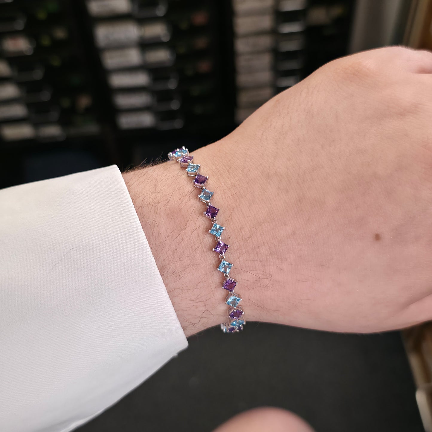 9ct White Gold Princess Cut Blue Topaz And Amethyst Tennis Stone Set Bracelet